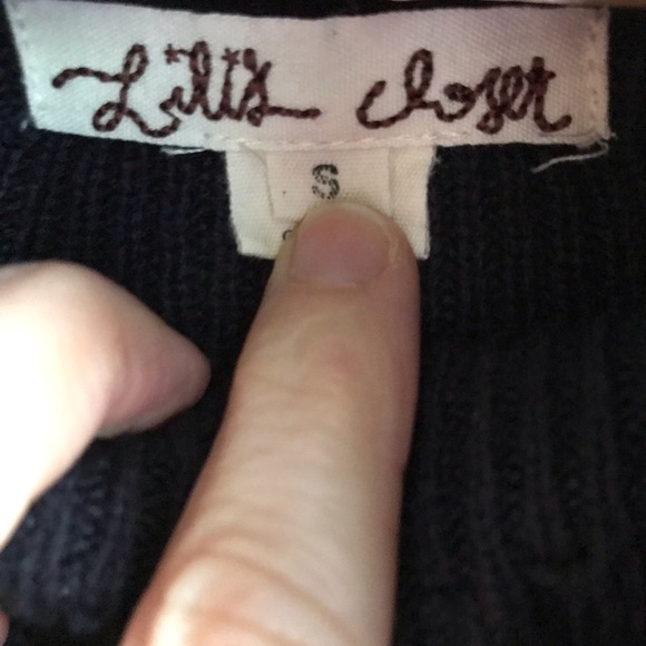 **Navy blue**  turtleneck sweater - Picture 4 of 5